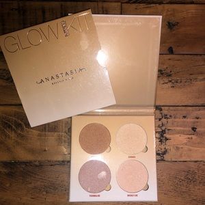 Anastasia Beverly Hills Sun Dipped Glow Kit